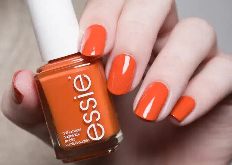 Essie Nail Polish Lacquer Varnish 13.5ml Top Coat Nail Polish Varnish from Superior Mart